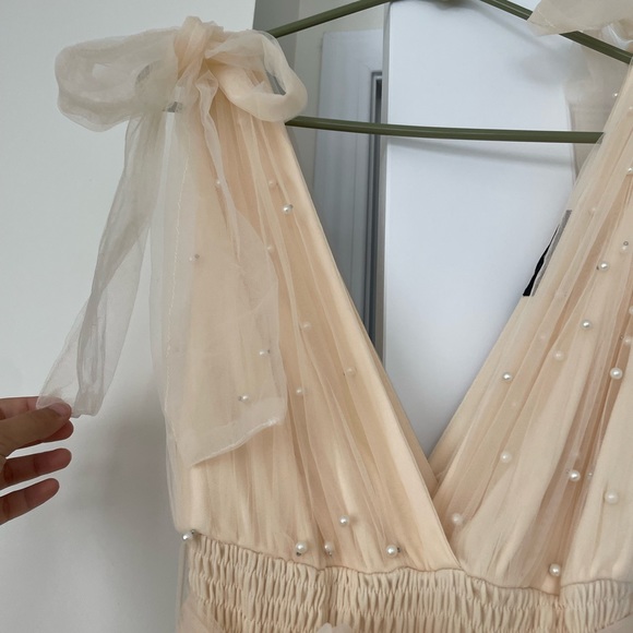 Bridal Shower/Event Dress - Picture 3 of 6